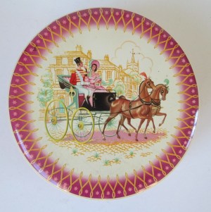 The Quality Street Soldier & Lady take a carriage ride