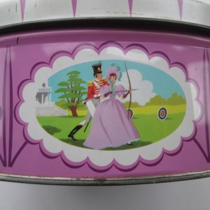 The Quality Street Soldier & Lady practice archery